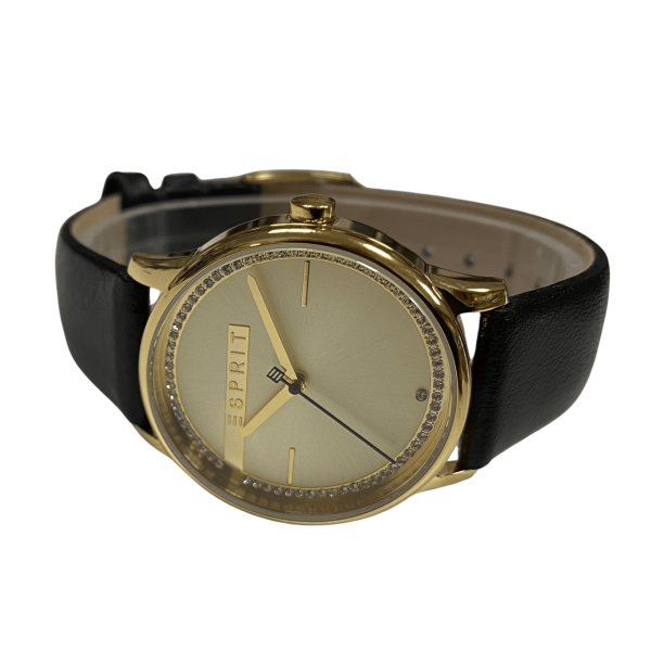 "ESPRIT ES1L082L0025 Damenuhr mit goldfarbenem Edelstahlgehäuse, Strassbesatz, goldenem Zifferblatt, schwarzem Lederarmband, Mineralglas und Dornschließe – 34 mm, 5 ATM wasserdicht"